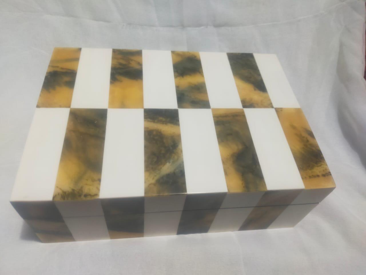 Resin Box